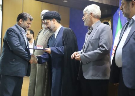 قدردانی استاندار قم از کارکنان شرکت نفت استان قم در خصوص خدمت رسانی در اربعین حسینی