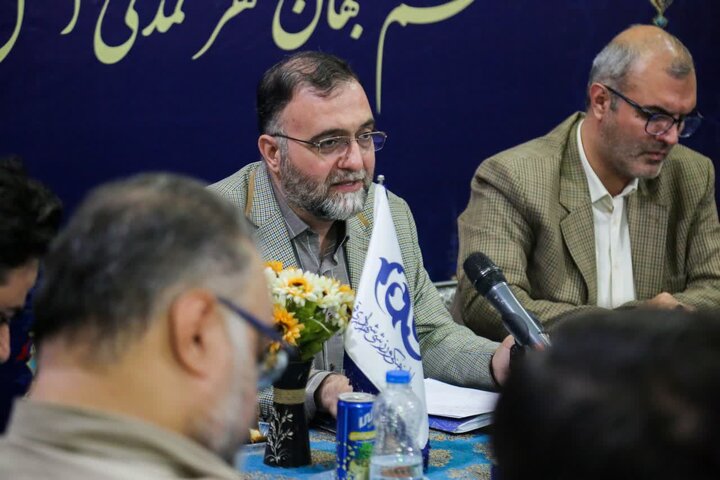 نشست خبری ویژه برنامه‌های شهرداری قم به مناسبت روز قم  برگزار شد