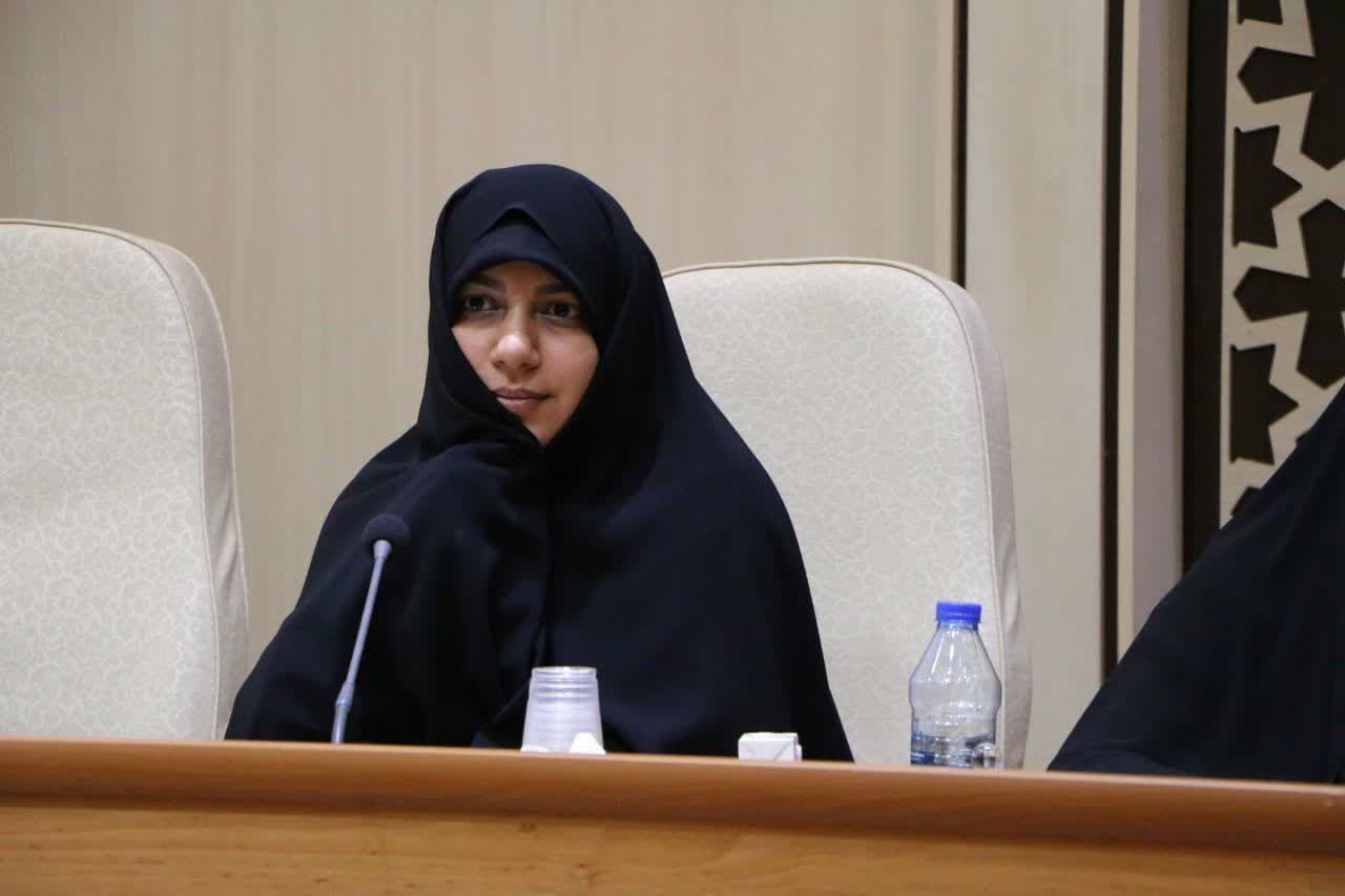 پاسخگوی بیش از ۸۰۰ تماس و پیامک راهنمای زائر در مرکز تماس قرارگاه مردمی اربعین