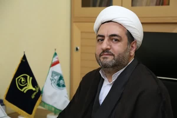 با بهره گیری از ۴۰۰کارشناس، روزانه به ده هزار پرسش، پاسخ می دهیم