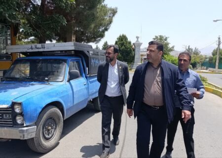 شهرداری دستجرد، پیشرو در اجرای طرح پیاده‌روی خدمت در بررسی میدانی مشکلات اهالی